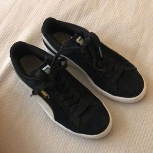 Puma shoes (only worn once)